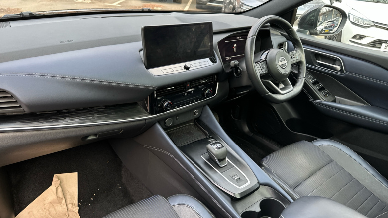 Nissan Qashqai 1.3 DiG-T MH 158 Tekna 5dr Xtronic Petrol Hatchback